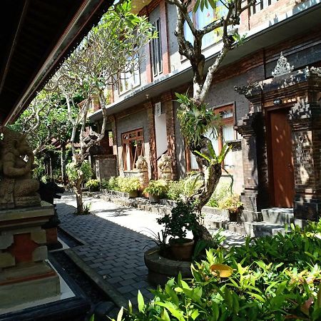 Апартаменты Pondok Narita Санур Экстерьер фото